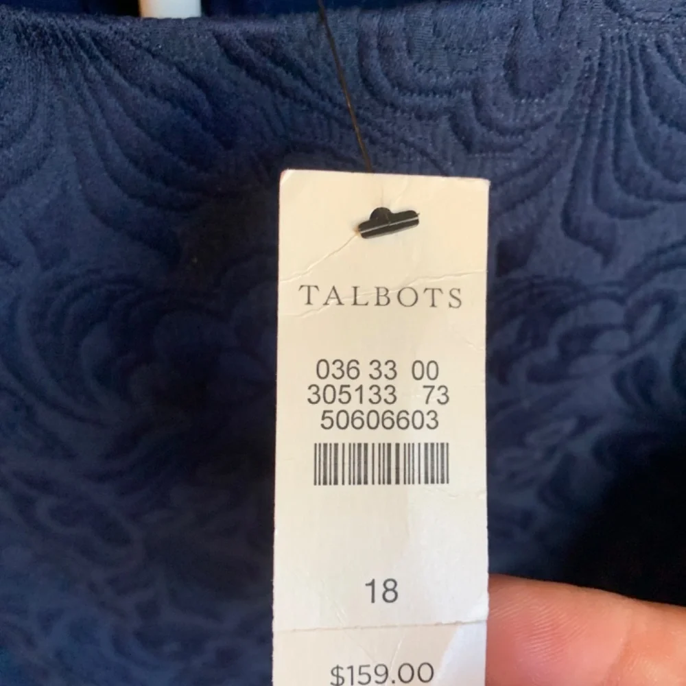 Talbots fully lined size 18. Short, bell sleeve dress. NWT . Retail $159 - Picture 3 of 8